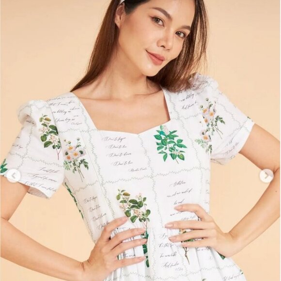 Mome Brand Evanjelina & Co Faye Dress in Botanical Love Poems Small NWT - Picture 2 of 6